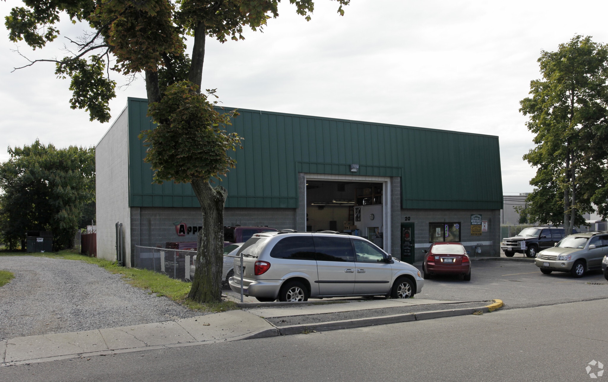 20 Linden Pl, Port Jefferson, NY for lease Primary Photo- Image 1 of 19