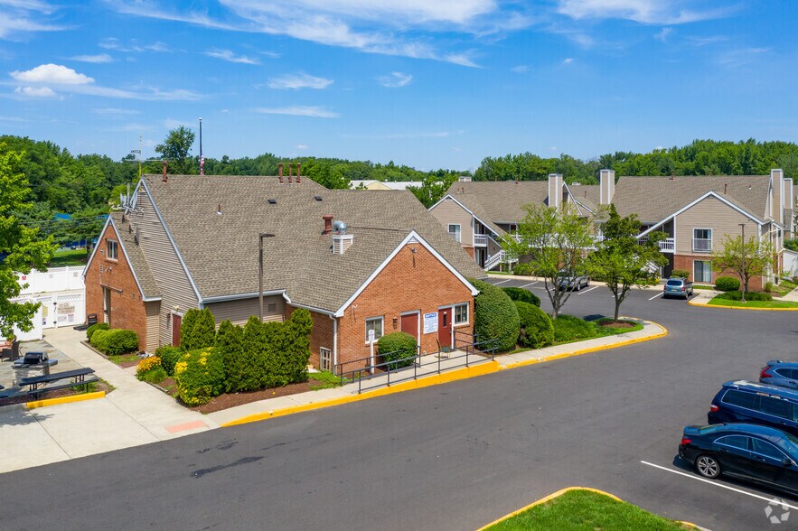 1821 Old Cuthbert Rd, Cherry Hill, NJ à vendre - Photo du bâtiment - Image 3 de 5