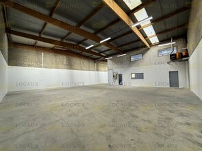 Flex in Emerainville for lease Interior Photo- Image 2 of 8