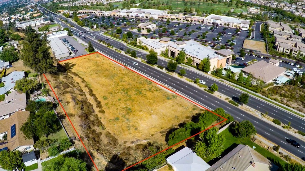 Yucaipa Blvd & 7th St, Yucaipa, CA à vendre - Photo principale - Image 1 de 11