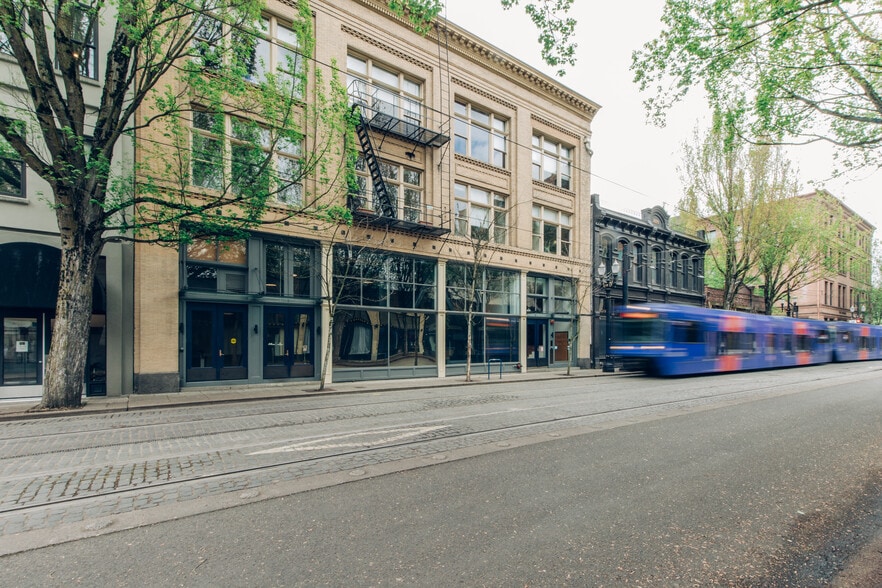 208 SW First Ave, Portland, OR for lease - Building Photo - Image 3 of 3