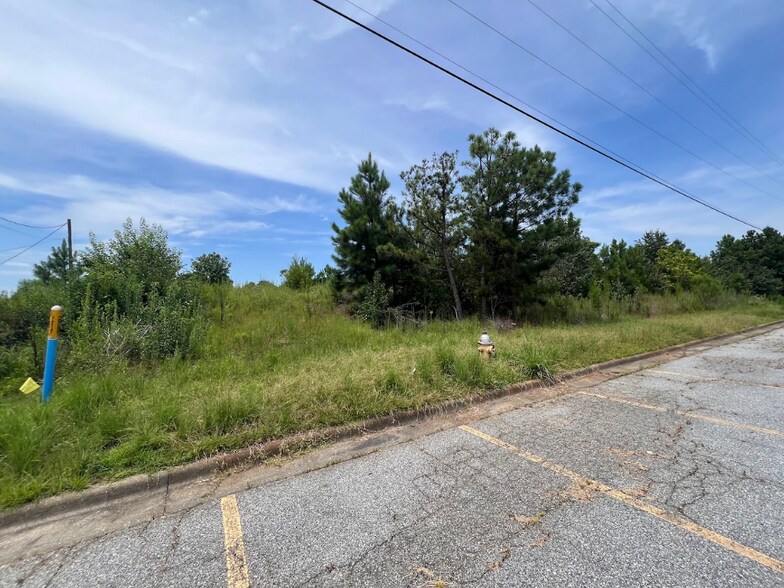 3952 US Hwy 80, Phenix City, AL à vendre - Photo du bâtiment - Image 2 de 3