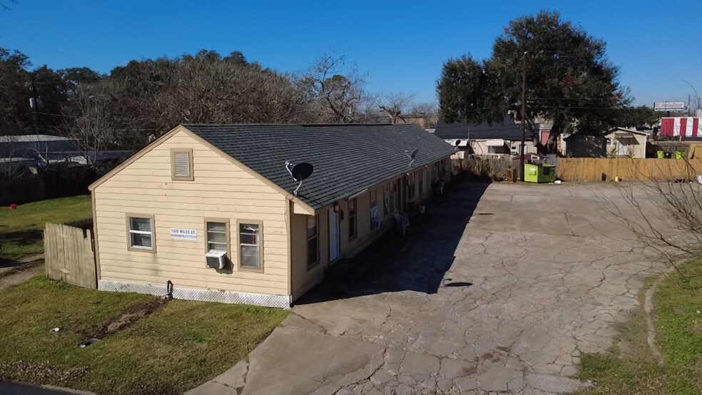 1026 Miles St, Rosenberg, TX à vendre - Photo du bâtiment - Image 3 de 16
