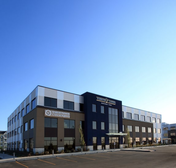 Harbour Landing Business Park portefeuille de 3 propriétés à vendre sur LoopNet.ca - Photo principale - Image 3 de 3