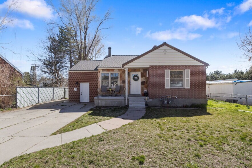 732 E 1000 S, Clearfield, UT à vendre - Photo principale - Image 2 de 47