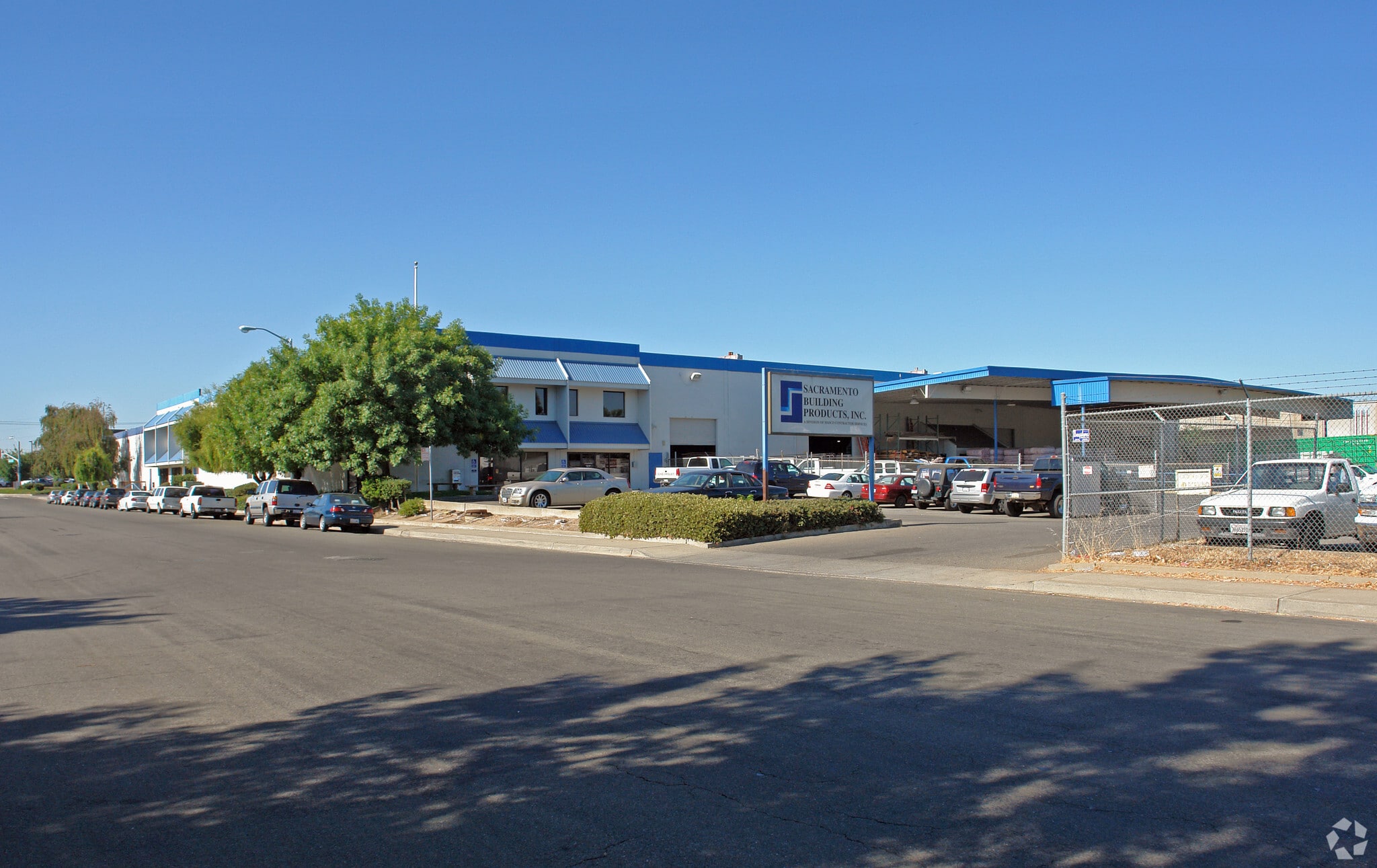 500 Sequoia Pacific Blvd, Sacramento, CA for lease Building Photo- Image 1 of 3