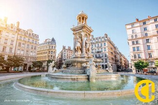 Plus de détails pour 8 Place Des Jacobins, Lyon - Bureau à louer