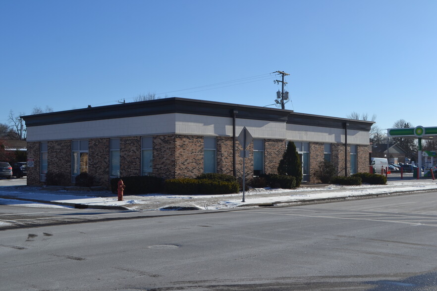 115 N 6th St, Wausau, WI for lease - Primary Photo - Image 1 of 5