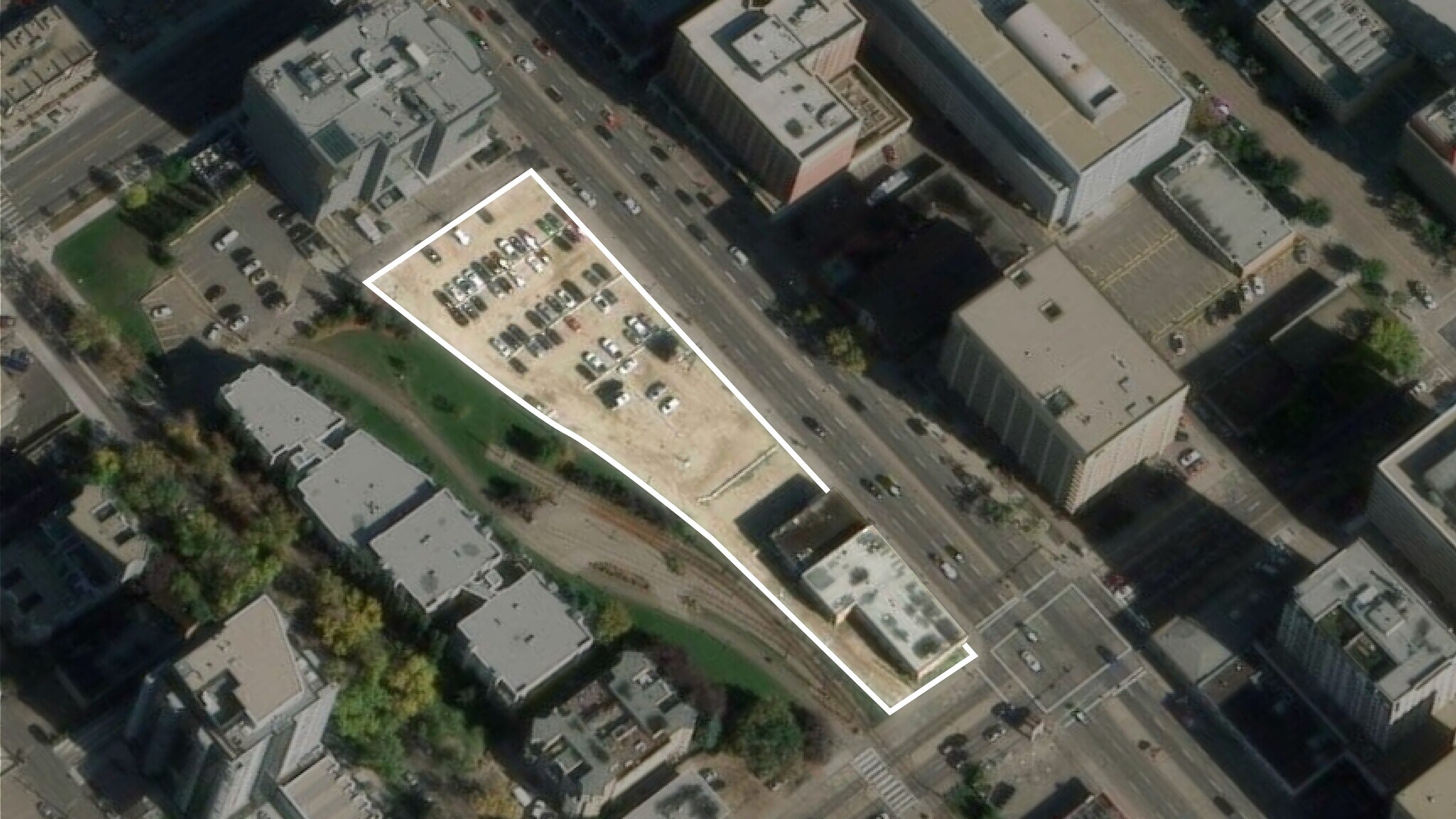 10008 109 St, Edmonton, AB à vendre Photo principale- Image 1 de 3