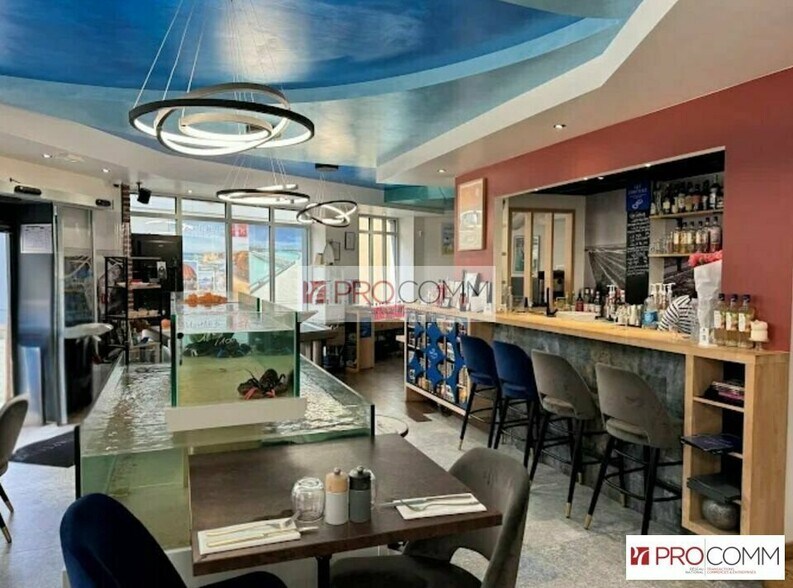 Retail in Chartres for sale - Interior Photo - Image 2 of 6