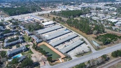 1300 S Frazier St, Conroe, TX for lease Interior Photo- Image 1 of 17