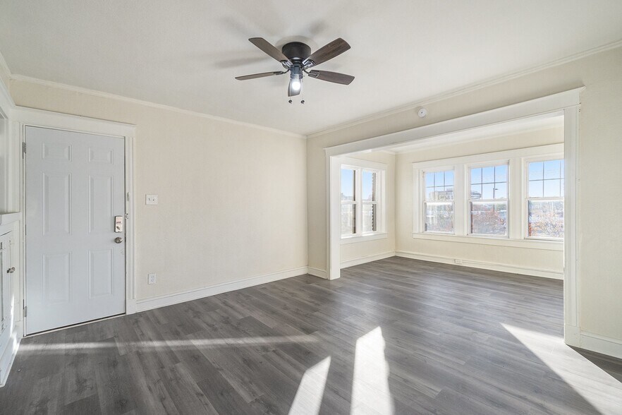 4121-4123 Walnut St, Kansas City, MO à vendre - Photo du bâtiment - Image 3 de 11