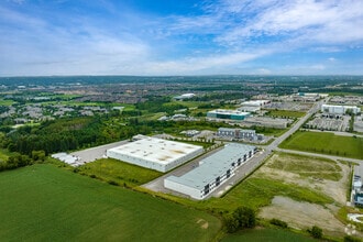 45 Eric T Smith Way, Aurora, ON - AERIAL  map view