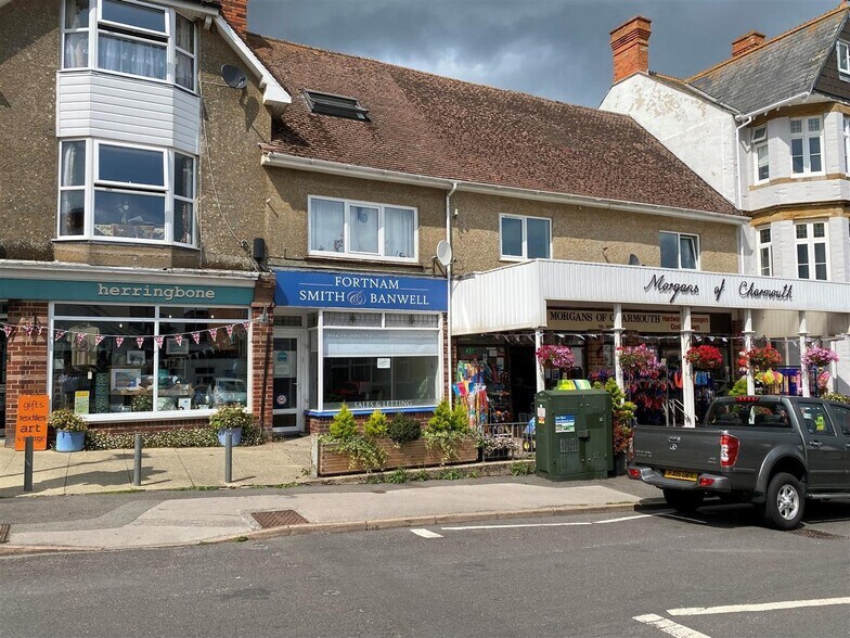 2 The Street, Charmouth à louer - Photo du bâtiment - Image 2 de 4