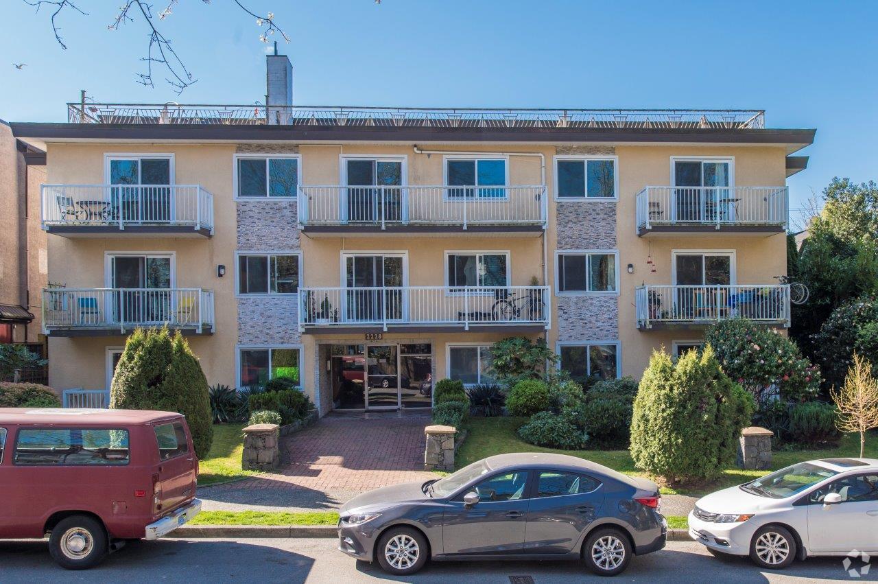 2228 Triumph St, Vancouver, BC for sale Primary Photo- Image 1 of 1