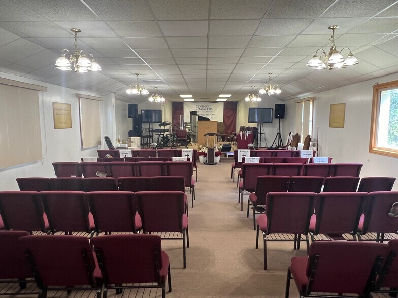 2379 Emmons Ave, Warren, MI à louer - Photo intérieure - Image 2 de 15