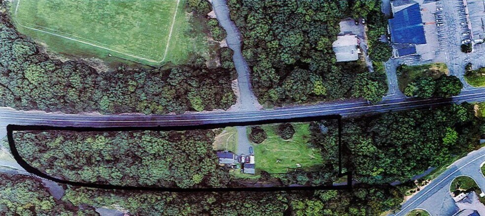 659 Middlebury Rd, Middlebury, CT à louer - Photo du bâtiment - Image 1 de 1