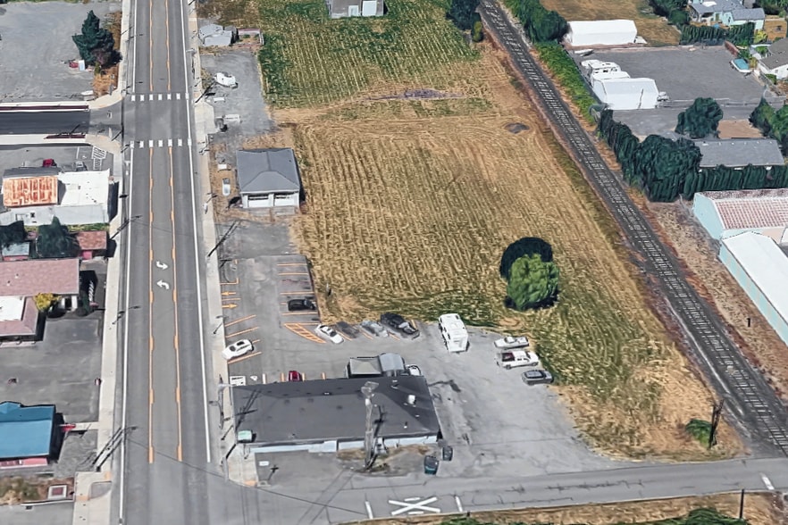 180 SE 10th St, Dundee, OR for sale - Other - Image 3 of 4