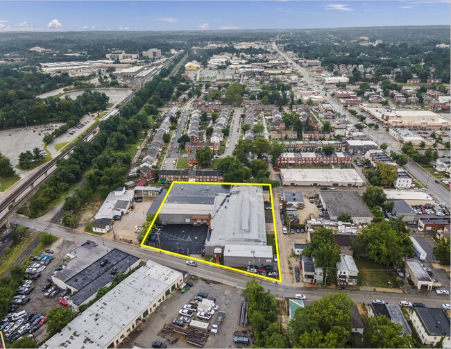 Plus de détails pour 4128 Hayward Ave, Baltimore, MD - Local d'activités, Industriel à louer