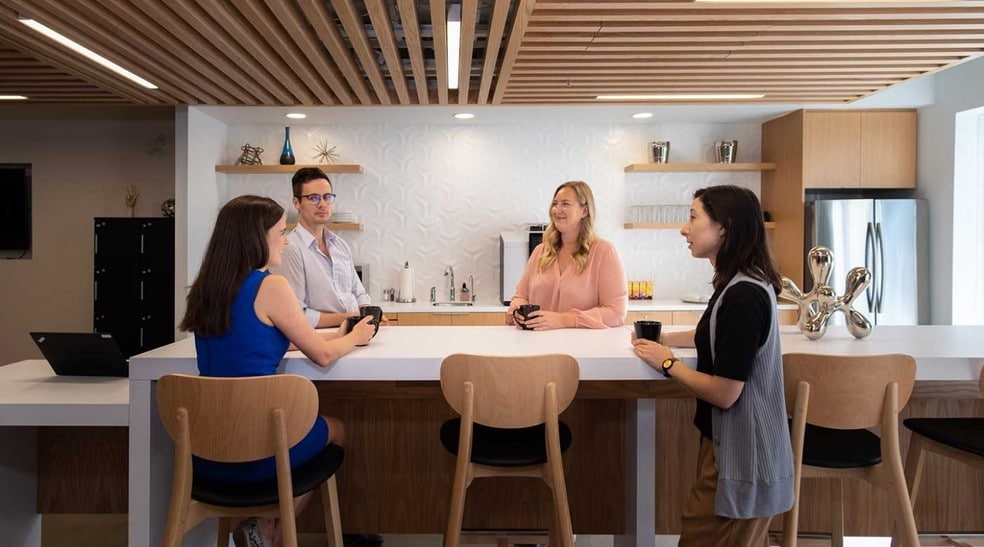 99 Yorkville Ave, Toronto, ON for lease - Interior Photo - Image 3 of 6