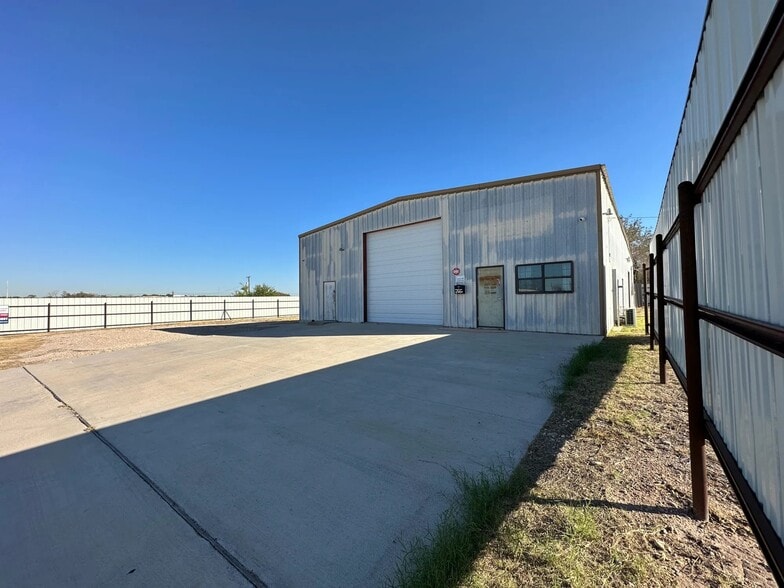 201 Donley St, Big Spring, TX à vendre - Photo du bâtiment - Image 3 de 10