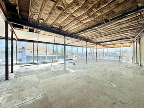 115 E Main St, Smithtown, NY for lease Interior Photo- Image 2 of 8