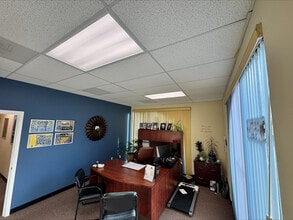 21721-21739 SE Stark St, Gresham, OR for lease Interior Photo- Image 1 of 5