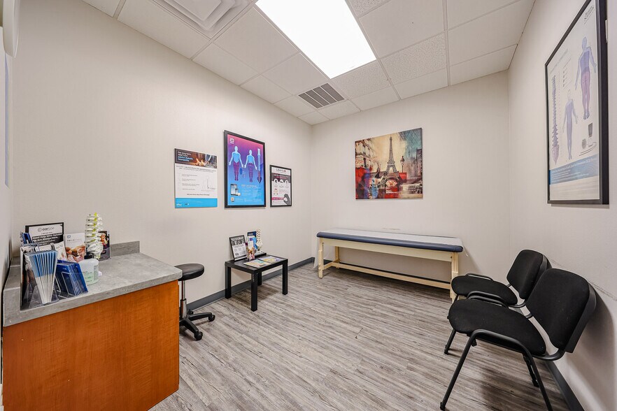 535 E McKellips Rd, Mesa, AZ à louer - Photo du bâtiment - Image 3 de 20