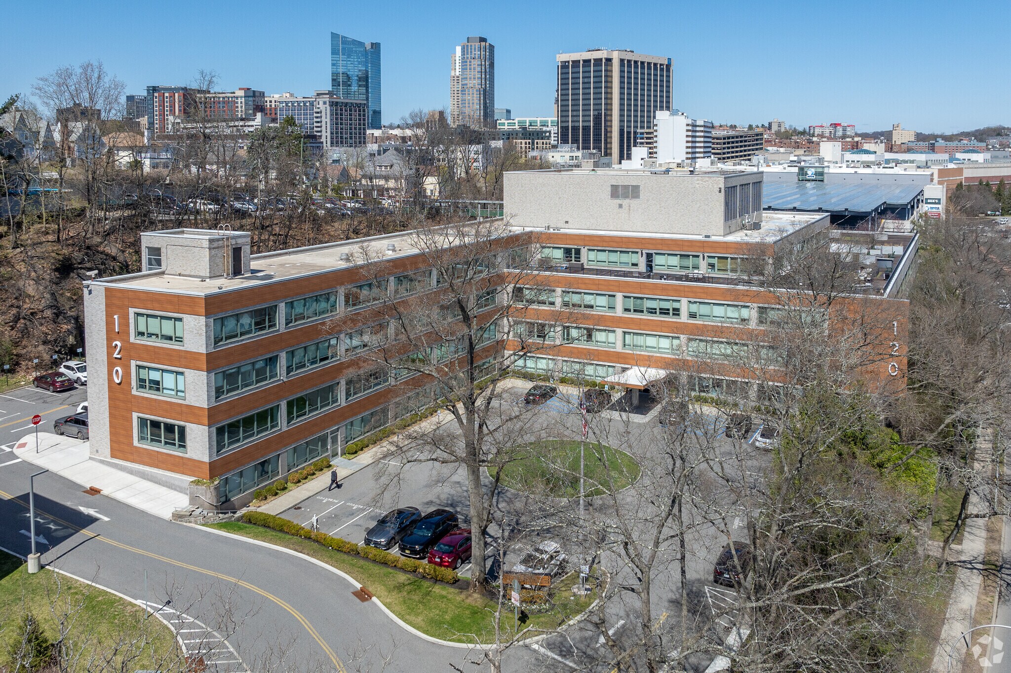 120 Bloomingdale Rd, White Plains, NY for lease Primary Photo- Image 1 of 15