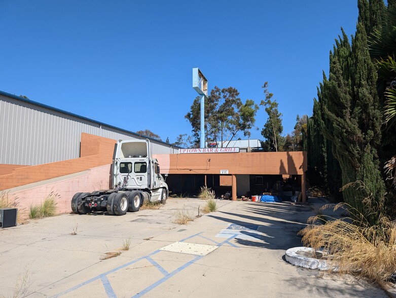 2421 E Artesia Blvd, Long Beach, CA for lease - Building Photo - Image 2 of 9