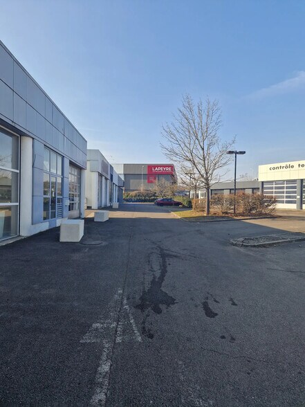 6 Rue André Marie Ampère, Marsannay-la-Côte à louer - Photo du bâtiment - Image 3 de 4