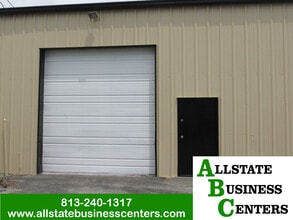 13215 N Nebraska Ave, Tampa, FL à louer Photo intérieure- Image 1 de 4