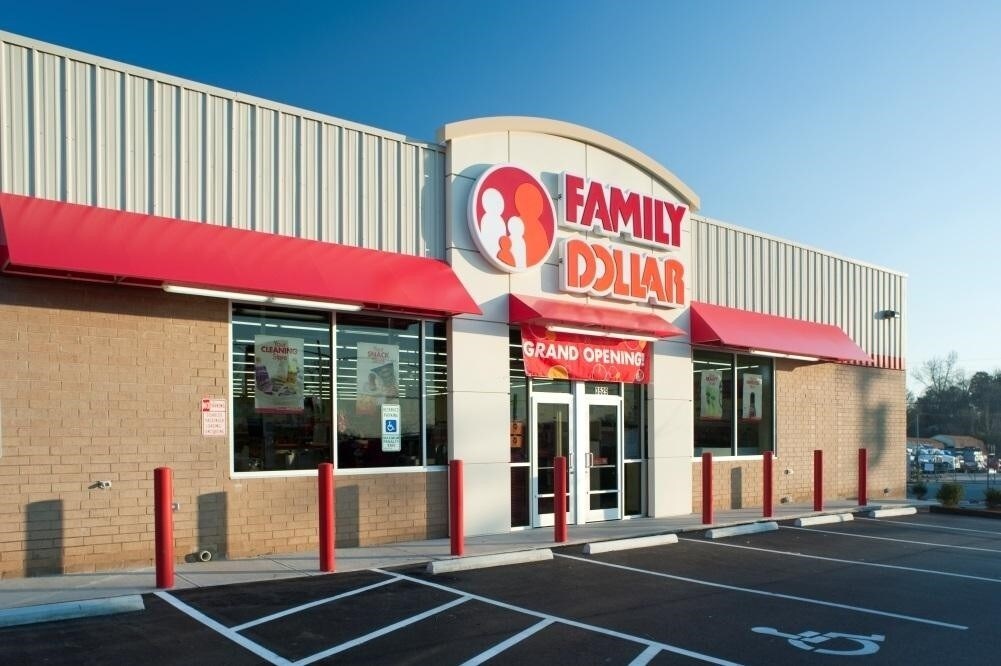 821 Chartiers Ave, McKees Rocks, PA à vendre Photo principale- Image 1 de 6