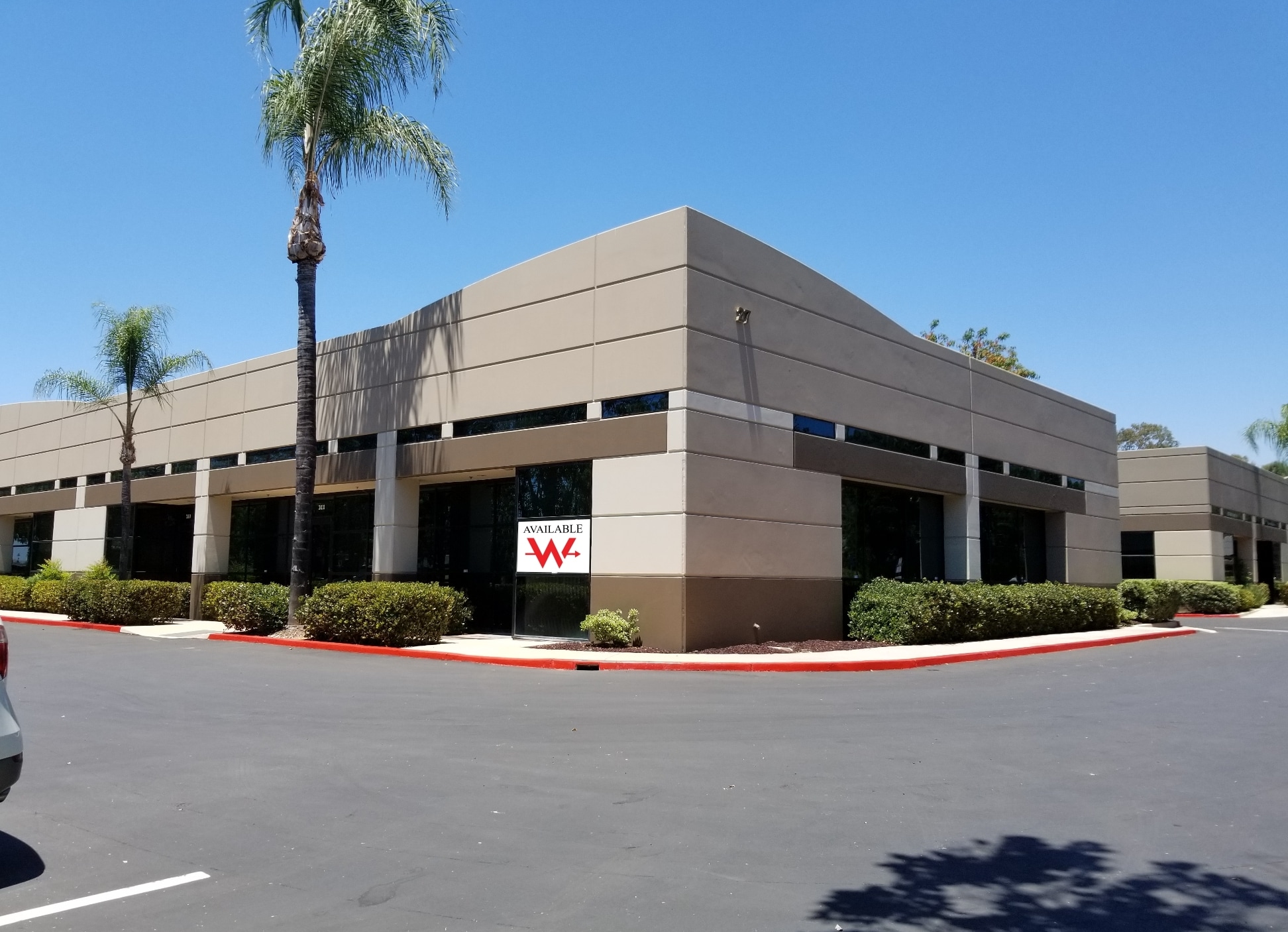 27 Spectrum Pointe Dr, Lake Forest, CA for lease Building Photo- Image 1 of 9