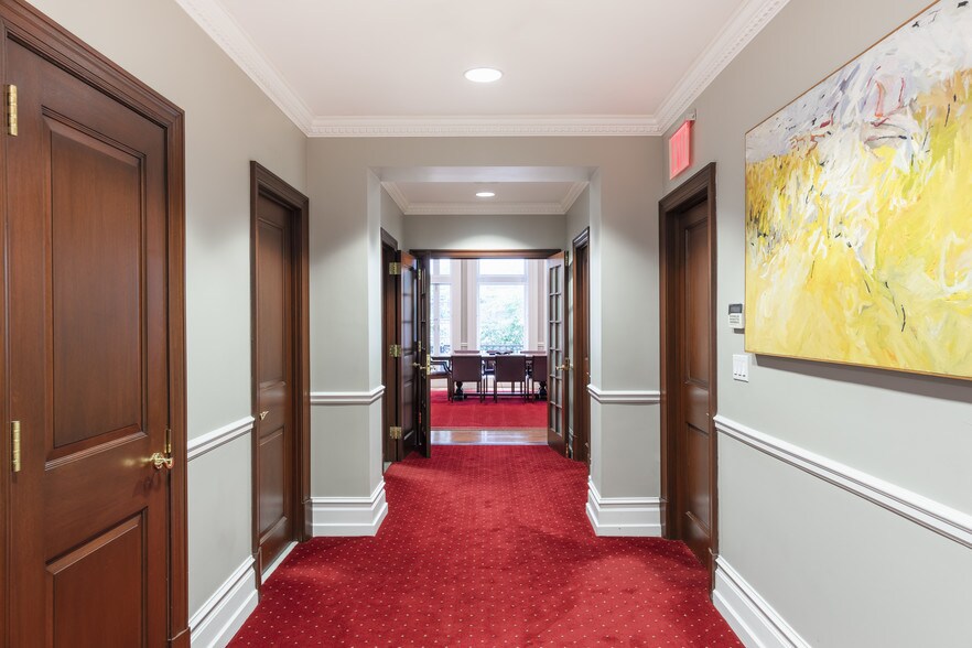 115 E 69th St, New York, NY à vendre - Photo intérieure - Image 3 de 8