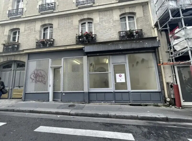 Commerce de détail dans Paris à louer - Photo du bâtiment - Image 2 de 2