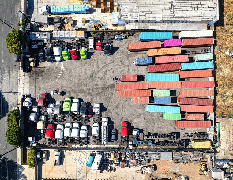 25124 Broadwell Ave, Harbor City, CA for lease - Building Photo - Image 3 of 9