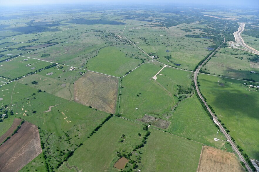 CR 1202 & 444, Gainesville, TX à vendre - Aérien - Image 3 de 4