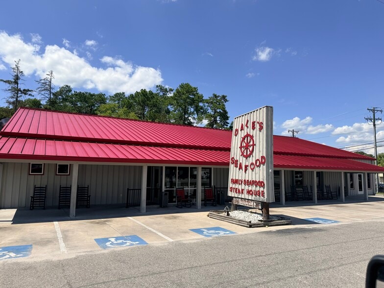 100 S Us-701 Byp, Tabor City, NC à vendre - Photo du bâtiment - Image 2 de 2