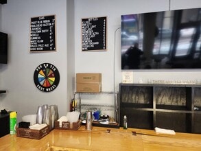 351-355 5th Ave, Pittsburgh, PA à louer Photo intérieure- Image 2 de 17