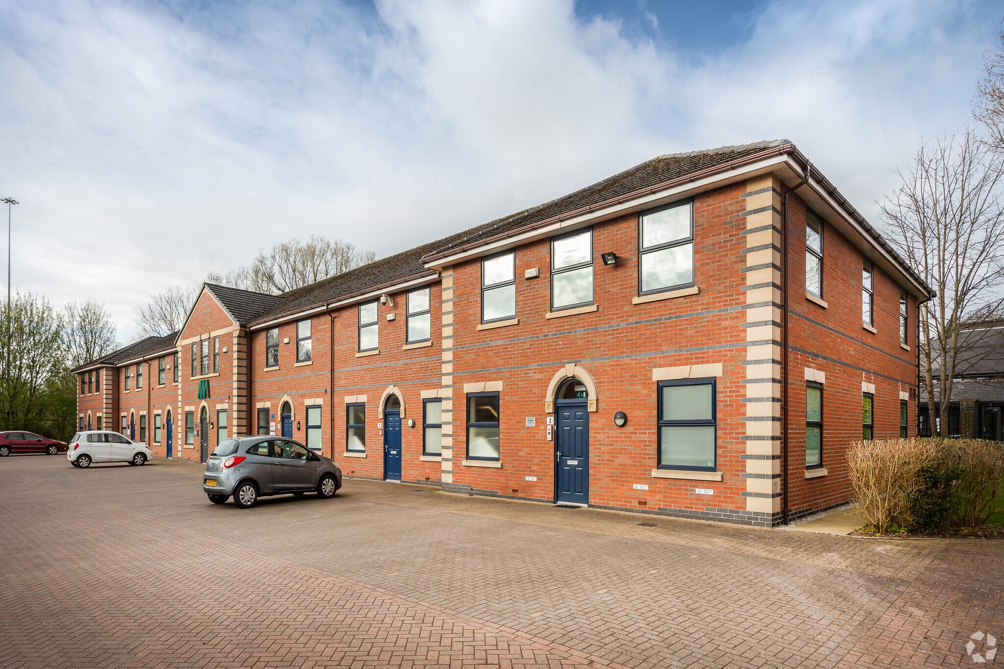 Whitworth Ct, Runcorn for lease Primary Photo- Image 1 of 2