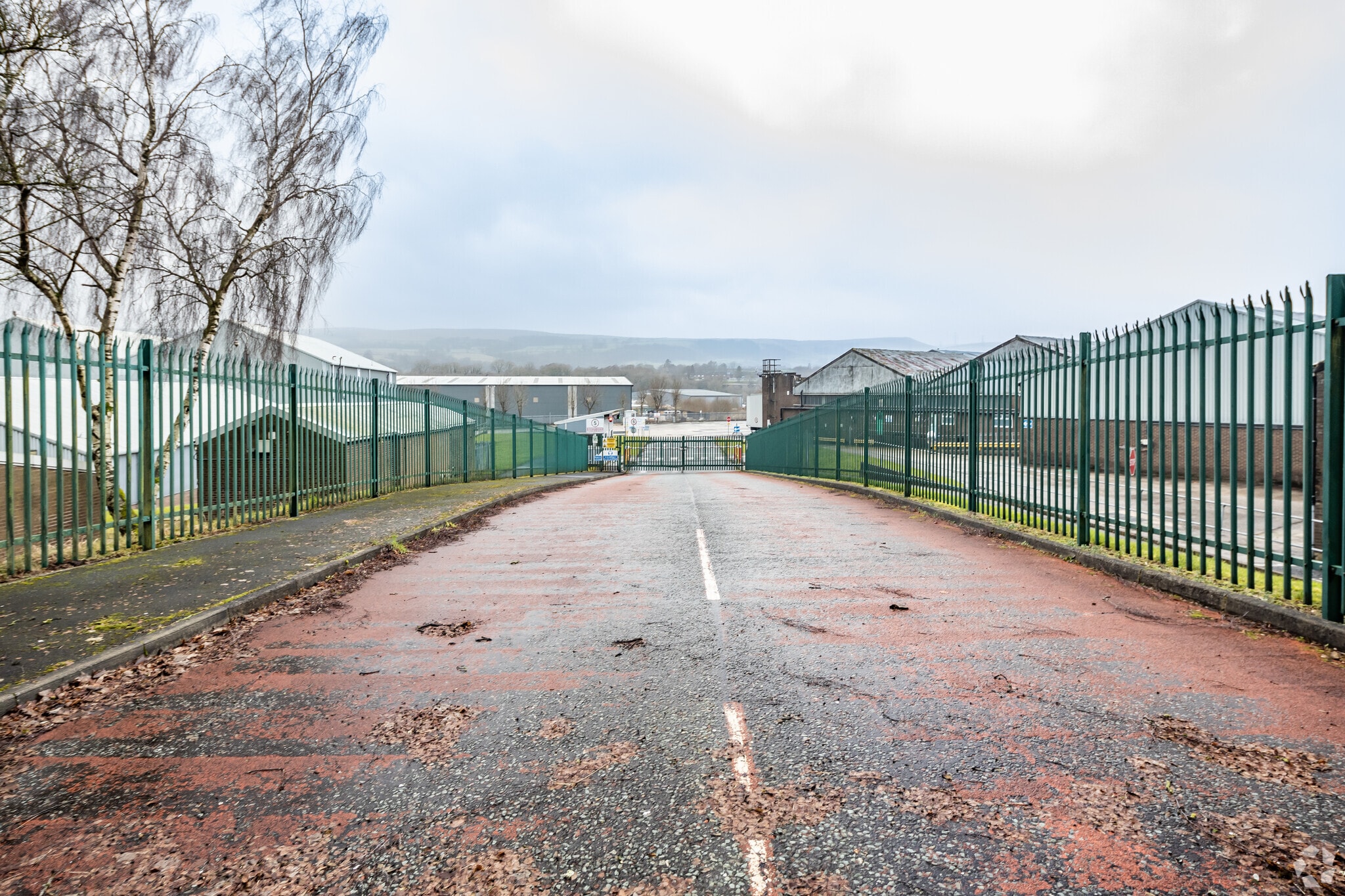 Woolley Bridge Rd, Glossop for lease Primary Photo- Image 1 of 3