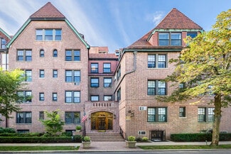 More details for 6 Burns St, Forest Hills, NY - Office for Lease