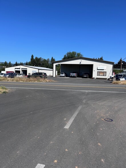 3400 Guignard Dr, Hood River, OR for sale - Primary Photo - Image 1 of 1