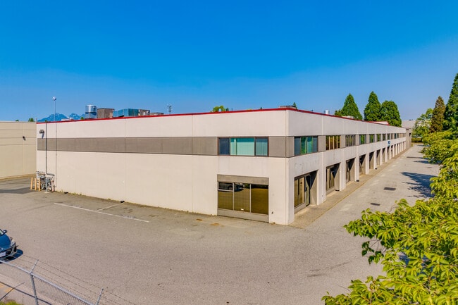 Plus de détails pour 9295 198th St, Langley Twp, BC - Industriel à louer