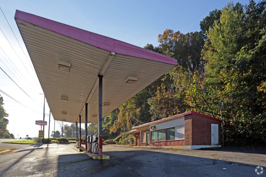 4245 Virginia Ave, Collinsville, VA à louer - Photo du bâtiment - Image 2 de 5