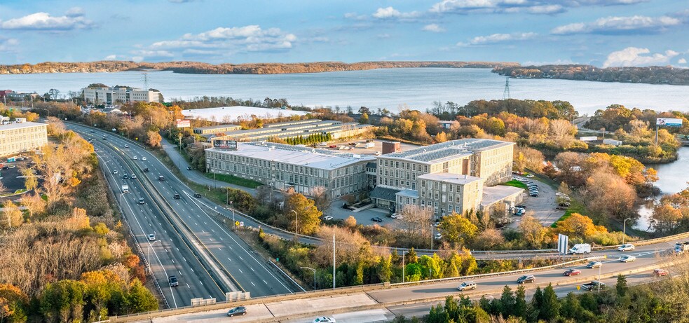 21 Father Devalles Blvd, Fall River, MA à louer - Autre - Image 3 de 4