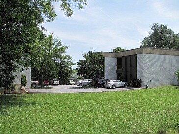 364 S Pine St, Spartanburg, SC à louer - Photo du bâtiment - Image 3 de 5