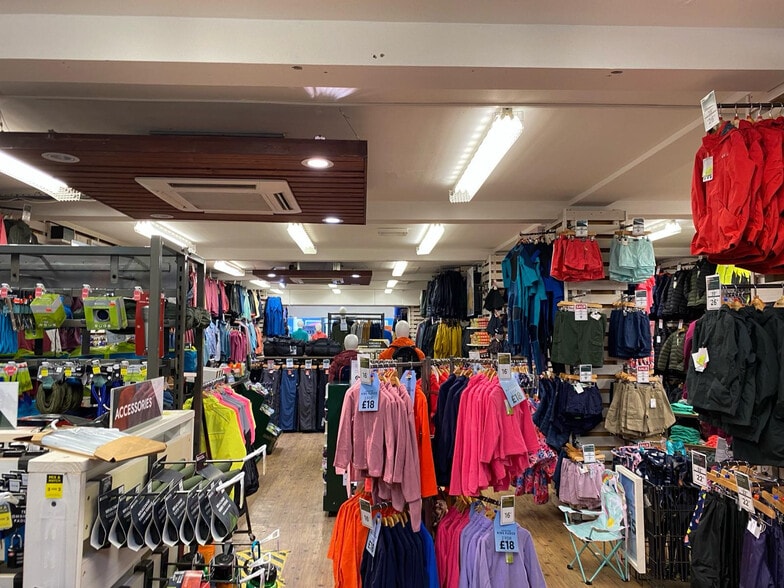 125 High St, Perth for lease - Interior Photo - Image 2 of 3