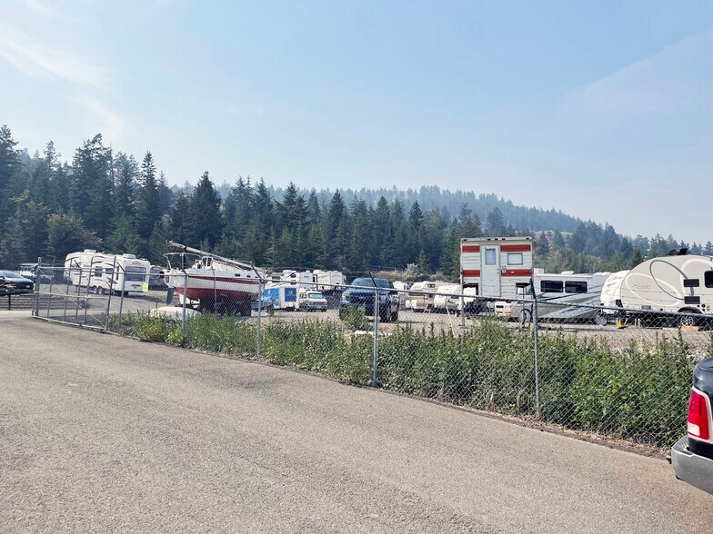 2865 Bowers Pl, Kamloops, BC à vendre - Autre - Image 1 de 1